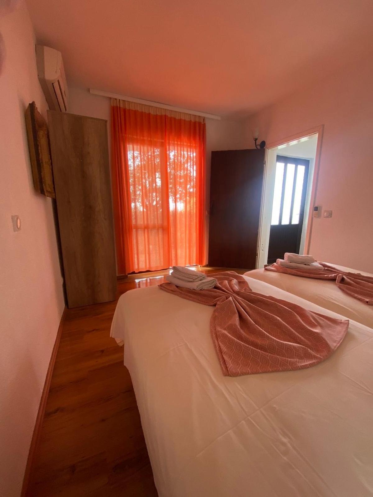 Guesthouse Hhl - Liman Ll Ulcinj Exterior foto