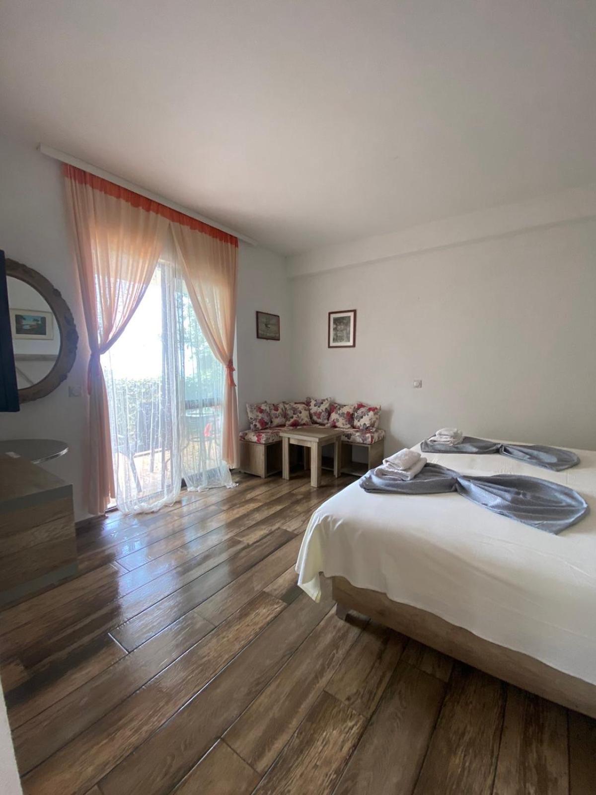 Guesthouse Hhl - Liman Ll Ulcinj Exterior foto