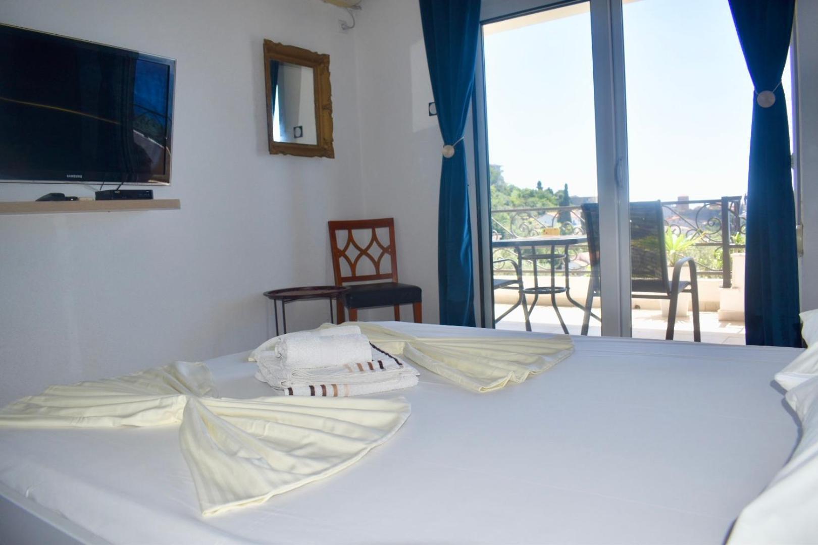 Guesthouse Hhl - Liman Ll Ulcinj Exterior foto