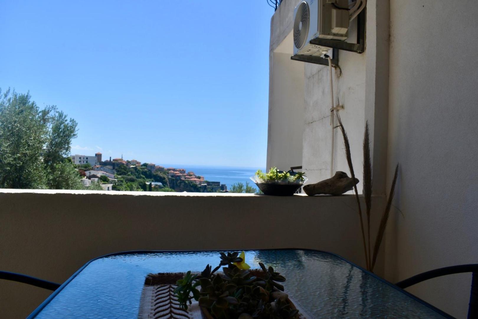 Guesthouse Hhl - Liman Ll Ulcinj Exterior foto