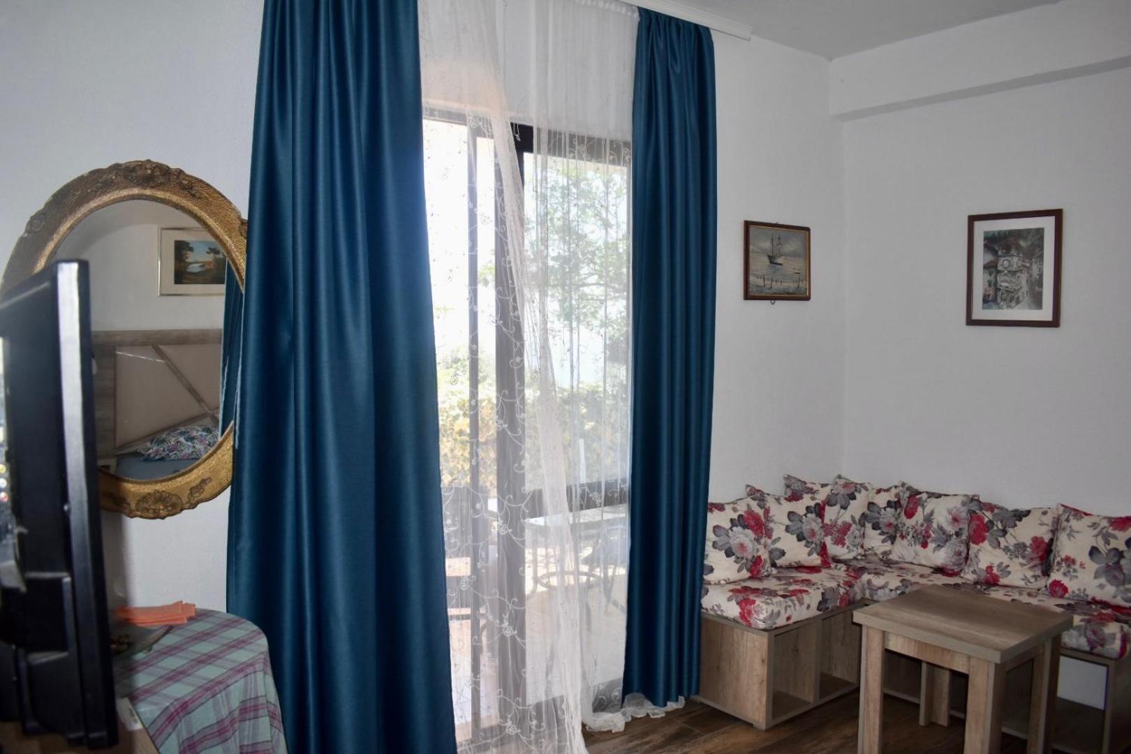 Guesthouse Hhl - Liman Ll Ulcinj Exterior foto