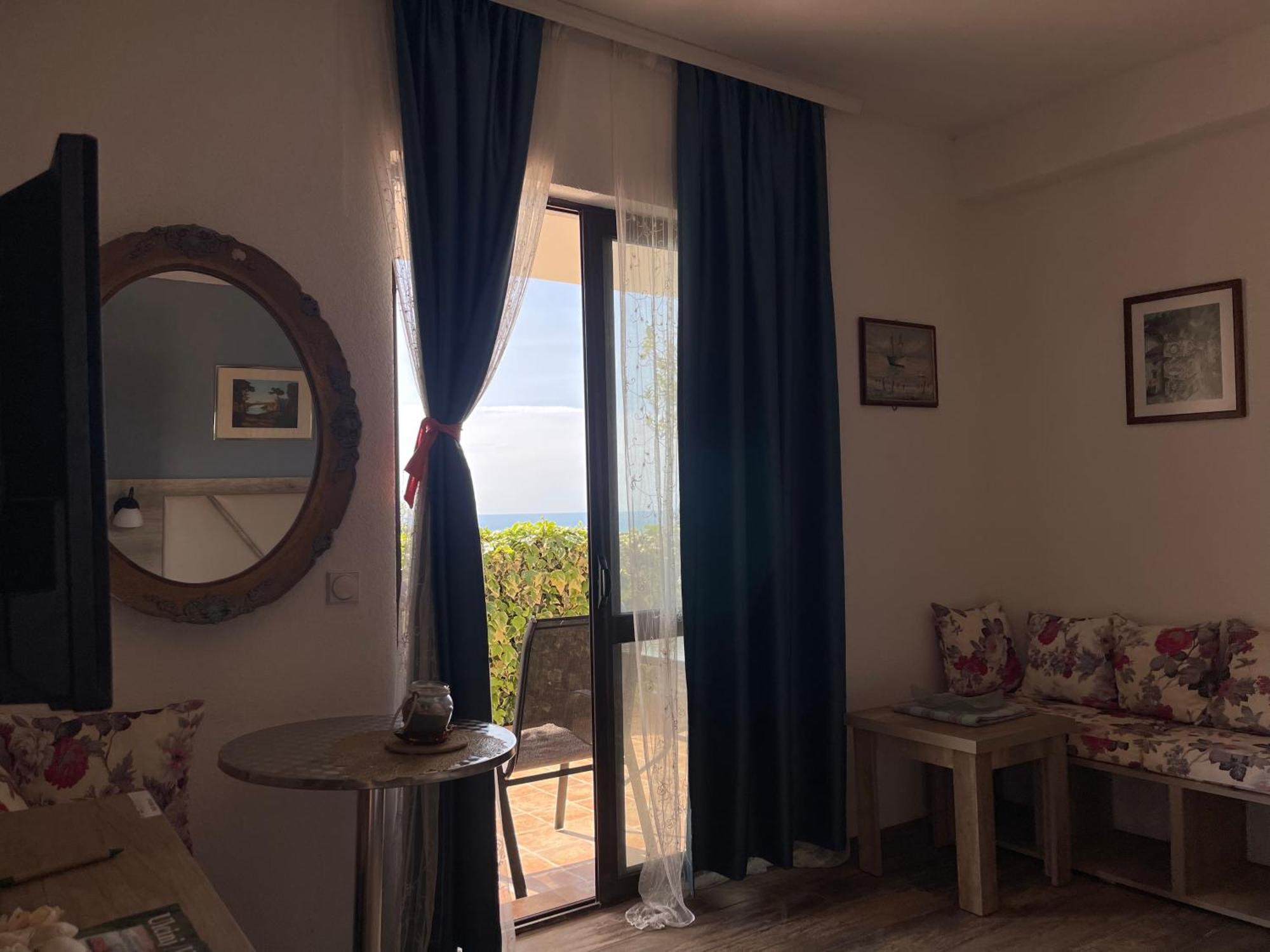 Guesthouse Hhl - Liman Ll Ulcinj Exterior foto
