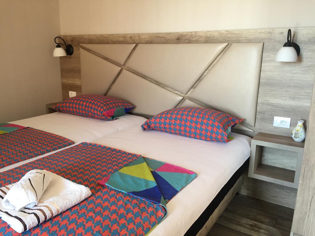 Guesthouse Hhl - Liman Ll Ulcinj Exterior foto