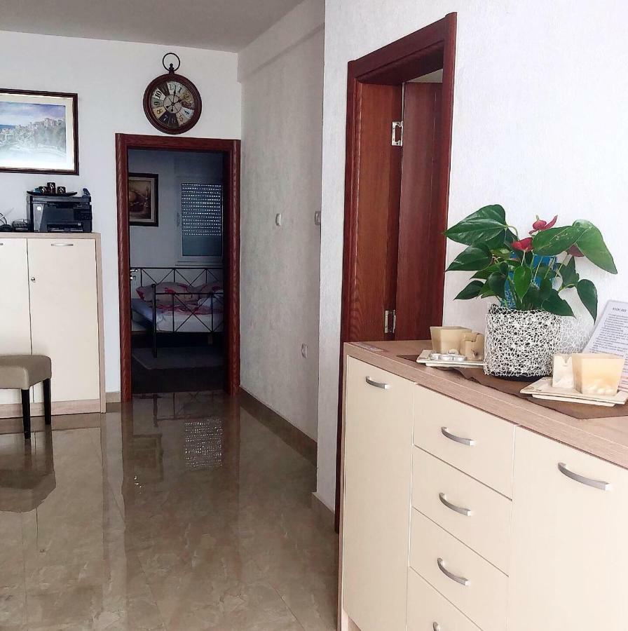 Guesthouse Hhl - Liman Ll Ulcinj Exterior foto